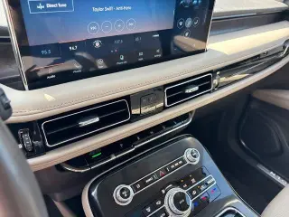 Lincoln Nautilus 2023 AWD Reserve 4dr SUV