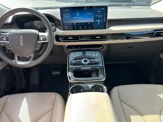 Lincoln Nautilus 2023 AWD Reserve 4dr SUV