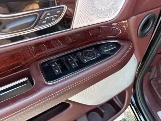 Lincoln Navigator 2018 4x4 Black Label 4dr SUV
