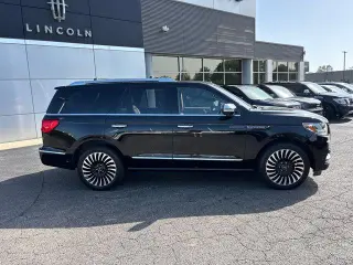 Lincoln Navigator 2018 4x4 Black Label 4dr SUV