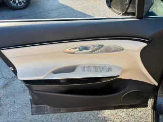 Genesis GV70 2023 AWD 2.5T Standard 4dr SUV