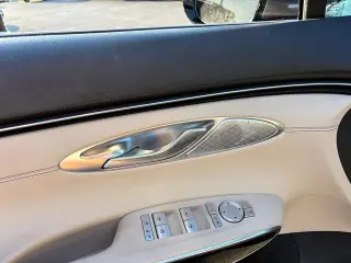 Genesis GV70 2023 AWD 2.5T Standard 4dr SUV