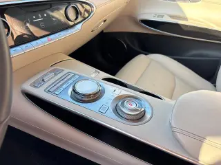 Genesis GV70 2023 AWD 2.5T Standard 4dr SUV