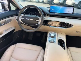 Genesis GV70 2023 AWD 2.5T Standard 4dr SUV