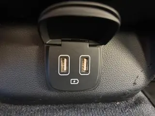 Genesis GV70 2023 AWD 2.5T Standard 4dr SUV