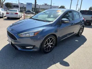 Ford Focus 2018 SEL 4dr Hatchback