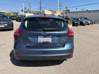 Ford Focus 2018 SEL 4dr Hatchback