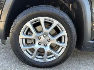 Jeep Compass 2023 4x4 Latitude Lux 4dr SUV