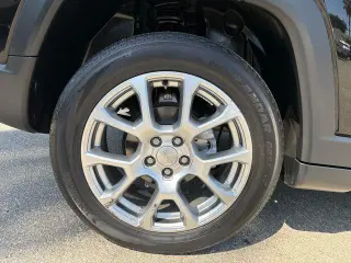 Jeep Compass 2023 4x4 Latitude Lux 4dr SUV