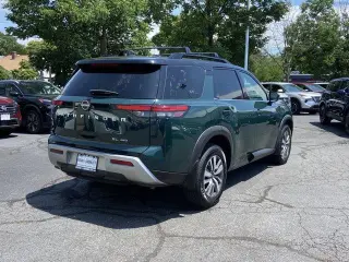 Nissan Pathfinder 2022 AWD SL 4dr SUV