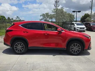 Lexus NX 350 2023 AWD Premium 4dr Crossover