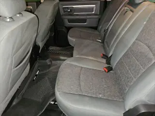 Ram 1500 2017 4x4 Big Horn 4dr Crew Cab 5.5 ft. SB Pickup
