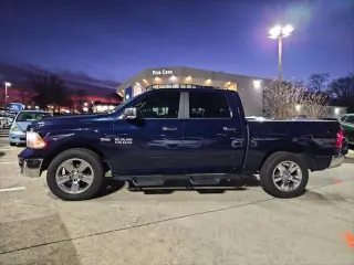 Ram 1500 2017 4x4 Big Horn 4dr Crew Cab 5.5 ft. SB Pickup