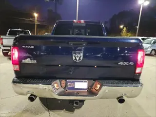 Ram 1500 2017 4x4 Big Horn 4dr Crew Cab 5.5 ft. SB Pickup