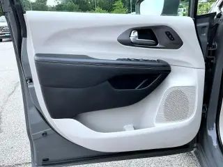 Chrysler Pacifica 2022 AWD Touring L 4dr Mini-Van