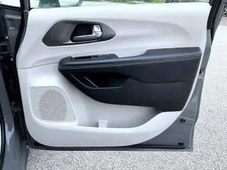 Chrysler Pacifica 2022 AWD Touring L 4dr Mini-Van
