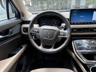 Lincoln Nautilus 2023 Reserve 4dr SUV