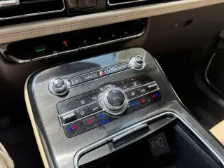 Lincoln Nautilus 2023 Reserve 4dr SUV