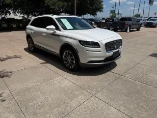 Lincoln Nautilus 2023 Reserve 4dr SUV