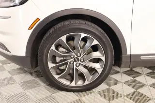 Lincoln Nautilus 2021 AWD Reserve 4dr SUV