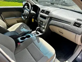 Ford Fusion Hybrid 2010 4dr Sedan