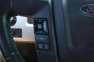 Ford F-150 2013 4x4 XL 4dr SuperCrew Styleside 6.5 ft. SB
