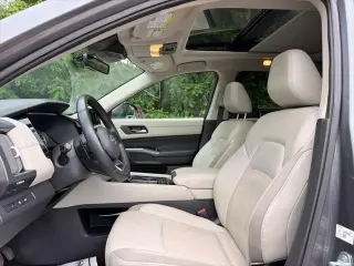 Nissan Pathfinder 2023 AWD SL 4dr SUV