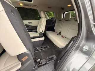 Nissan Pathfinder 2023 AWD SL 4dr SUV