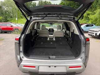 Nissan Pathfinder 2023 AWD SL 4dr SUV