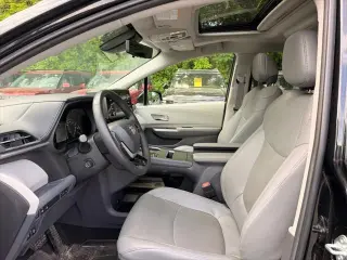 Toyota Sienna 2022 AWD Limited 7-Passenger 4dr Mini-Van