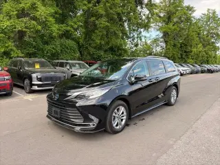 Toyota Sienna 2022 AWD Limited 7-Passenger 4dr Mini-Van