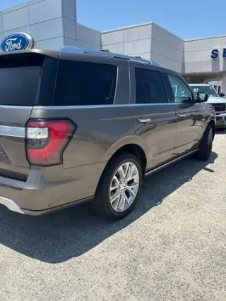 Ford Expedition 2019 4x2 Platinum 4dr SUV