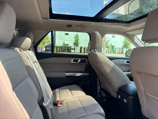Ford Explorer 2022 AWD XLT 4dr SUV