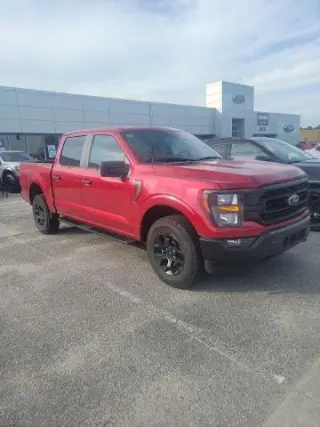 Ford F-150 2023 4x4 XL 4dr SuperCrew 5.5 ft. SB