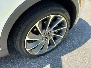 Lincoln Nautilus 2022 Reserve 4dr SUV