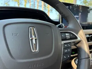 Lincoln Nautilus 2022 Reserve 4dr SUV