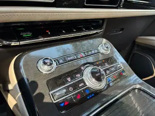 Lincoln Nautilus 2022 Reserve 4dr SUV