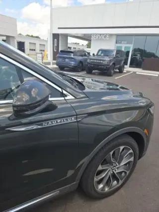 Lincoln Nautilus 2023 Reserve 4dr SUV