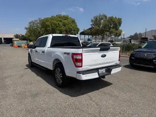 Ford F-150 2023 4x2 XL 4dr SuperCrew 5.5 ft. SB