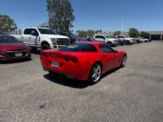 Chevrolet Corvette 2013 2dr Coupe w/1LT