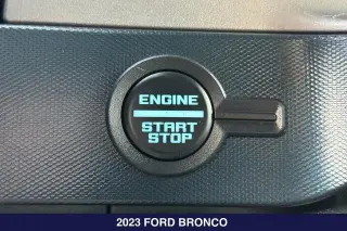 Ford Bronco 2023 4x4 Base Advanced 4dr SUV