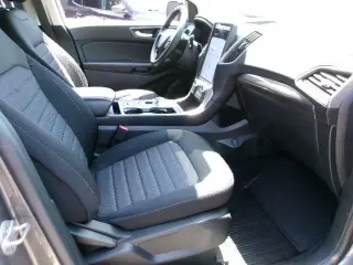 Ford Edge 2023 AWD SE 4dr Crossover
