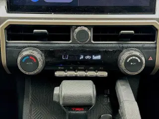 Toyota Tacoma 2024 4x2 TRD Sport 4dr Double Cab 5.0 ft SB