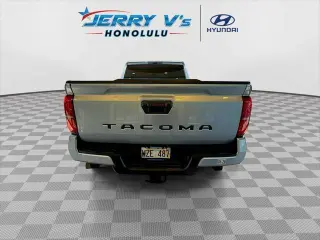 Toyota Tacoma 2024 4x2 TRD Sport 4dr Double Cab 5.0 ft SB