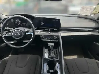Hyundai ELANTRA 2023 SEL 4dr Sedan