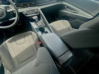 Hyundai ELANTRA 2023 SEL 4dr Sedan