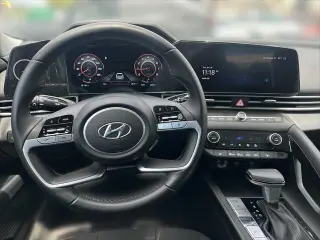 Hyundai ELANTRA 2023 SEL 4dr Sedan