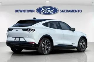 Ford Mustang Mach-E 2023 AWD Premium 4dr SUV