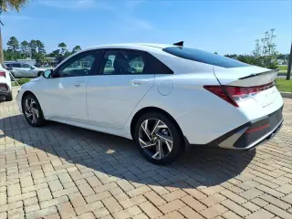 Hyundai ELANTRA 2025 SEL Sport 4dr Sedan