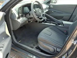 Hyundai ELANTRA 2025 SE 4dr Sedan
